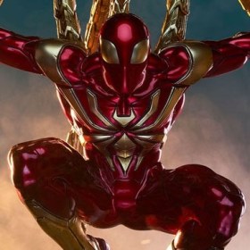 Iron Spider Marvel Premium Format 1/4 Statue by Sideshow Collectibles
